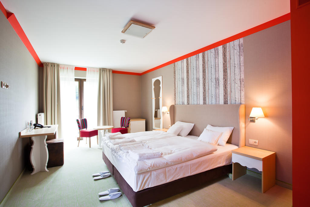 Hotel Piwniczna Spa&Conference Extérieur photo