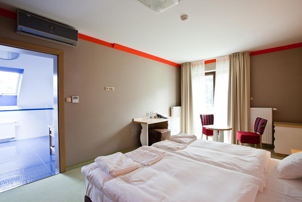 Hotel Piwniczna Spa&Conference Extérieur photo
